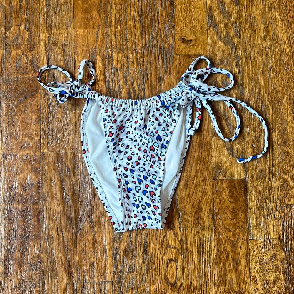 cheeky target string bikini bottoms